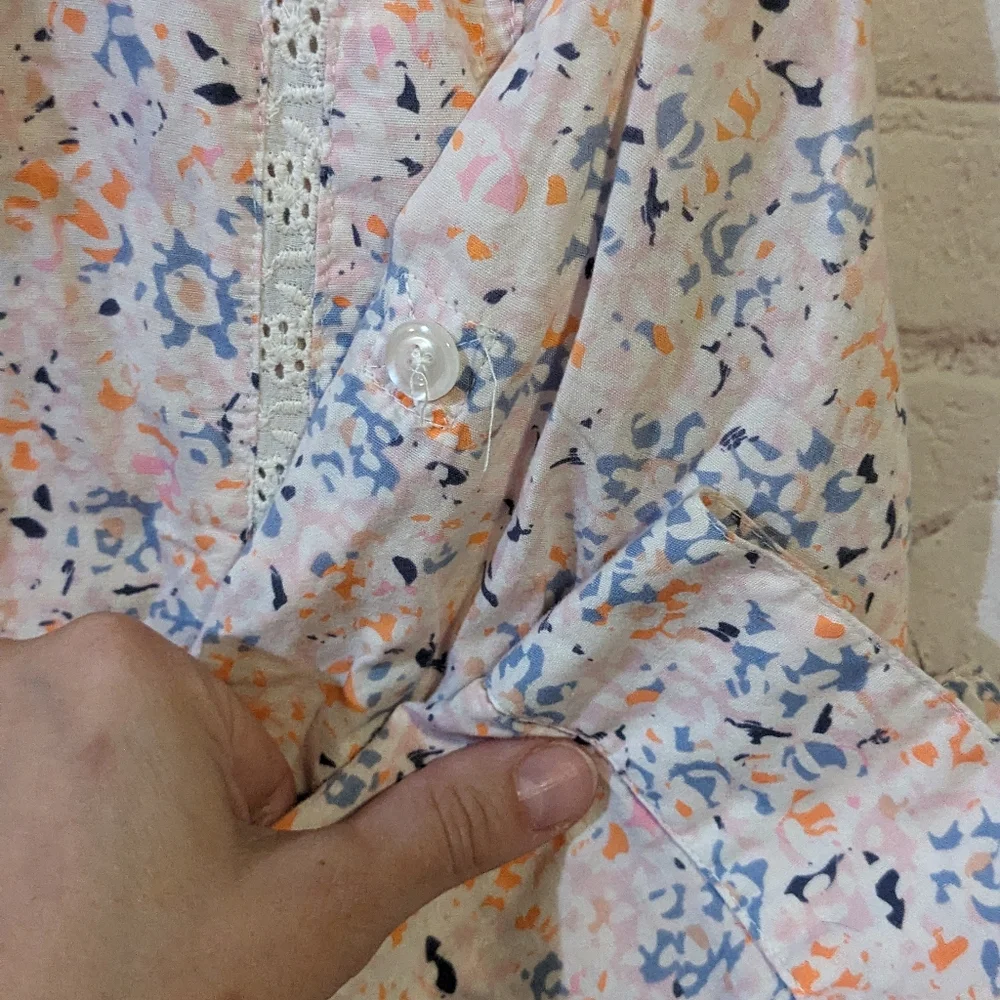 TA-BOOS Pastel Watercolor Concealed Button Ruffled Bodice Collared Blouse